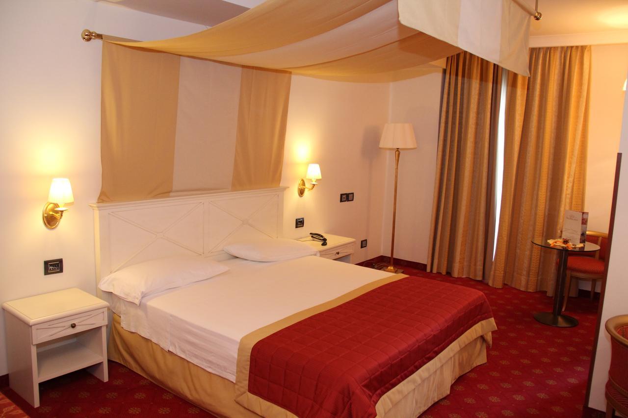 Hotel Palace Savuto Malito Exterior photo